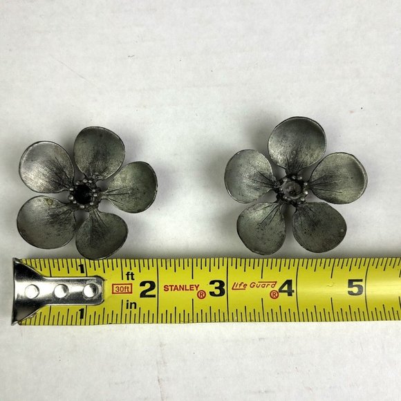 2 Metzke VTG 70s Pewter Small Candle Holder Flower‎ Pedals Metal Pair LOT EUC - Picture 1 of 5